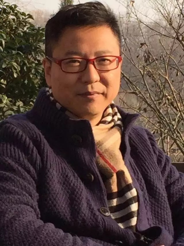 感恩的第一张照片--南京闪婚服务中心