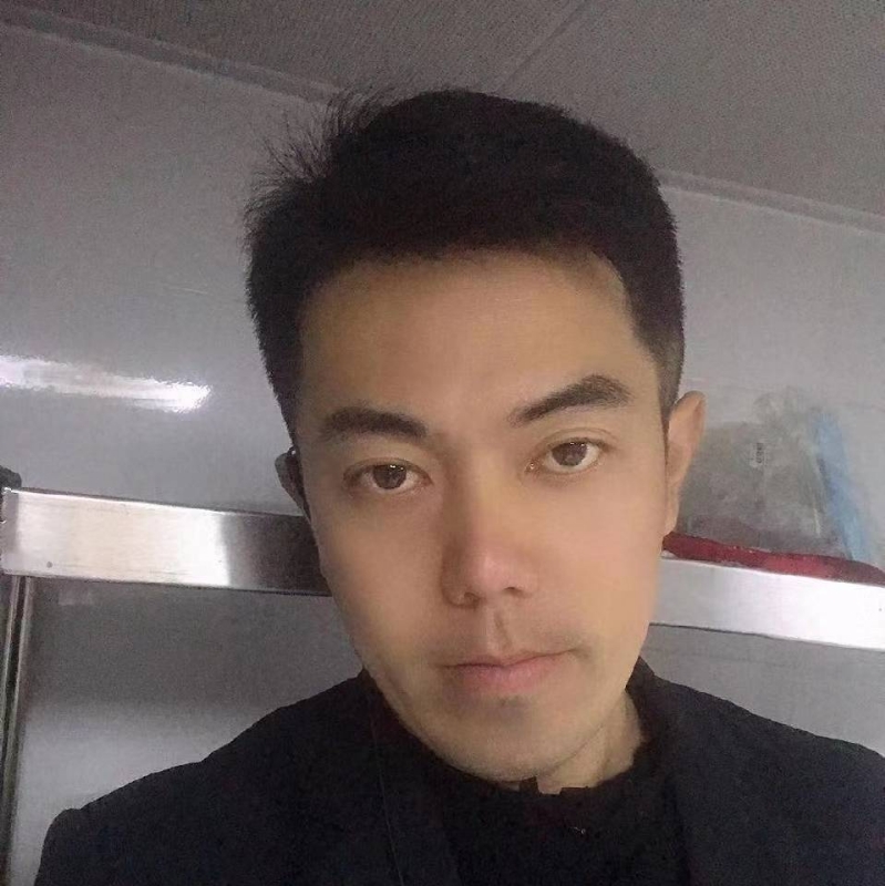 李龙的第一张照片--南京闪婚服务中心