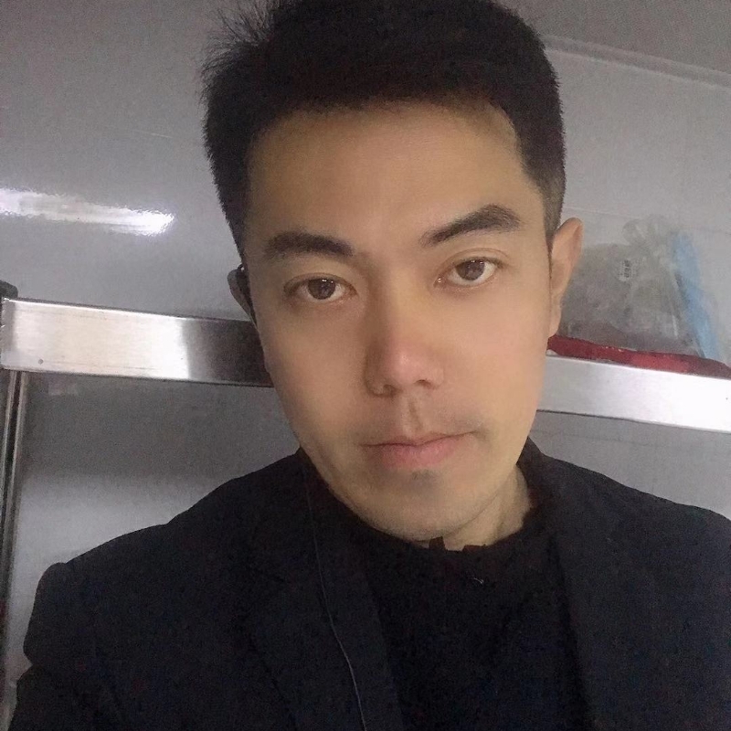 李龙的第二张照片--南京闪婚服务中心