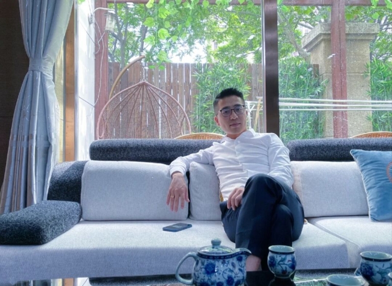 只为与你相遇的第一张照片--南京闪婚服务中心